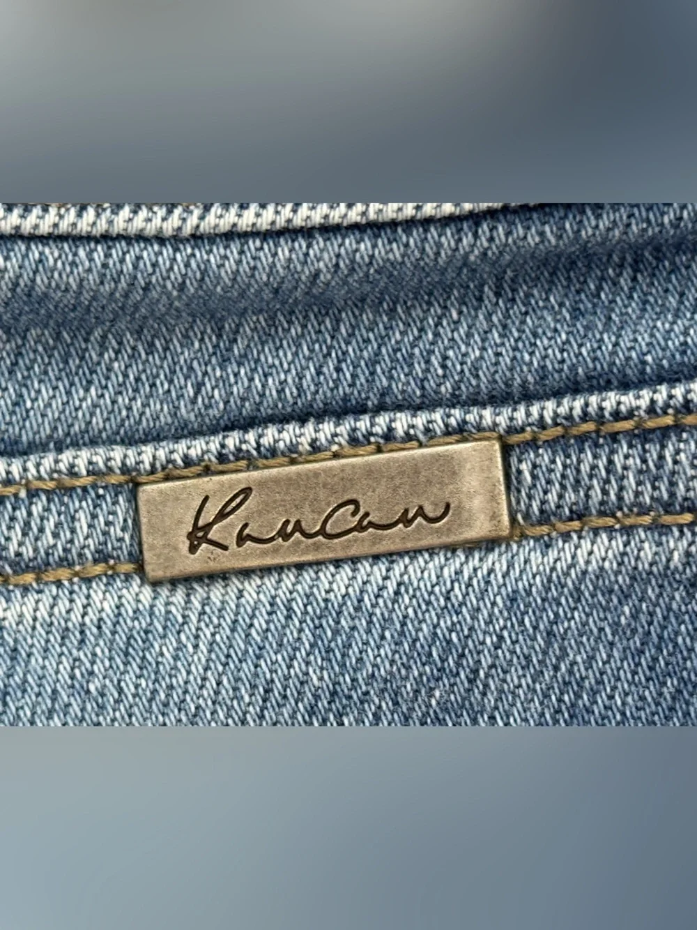 KanCan Women's Flared Leg High-Rise Denim Jeans, Medium Wash, Stretch Size 15/31 - Picture 15 of 16